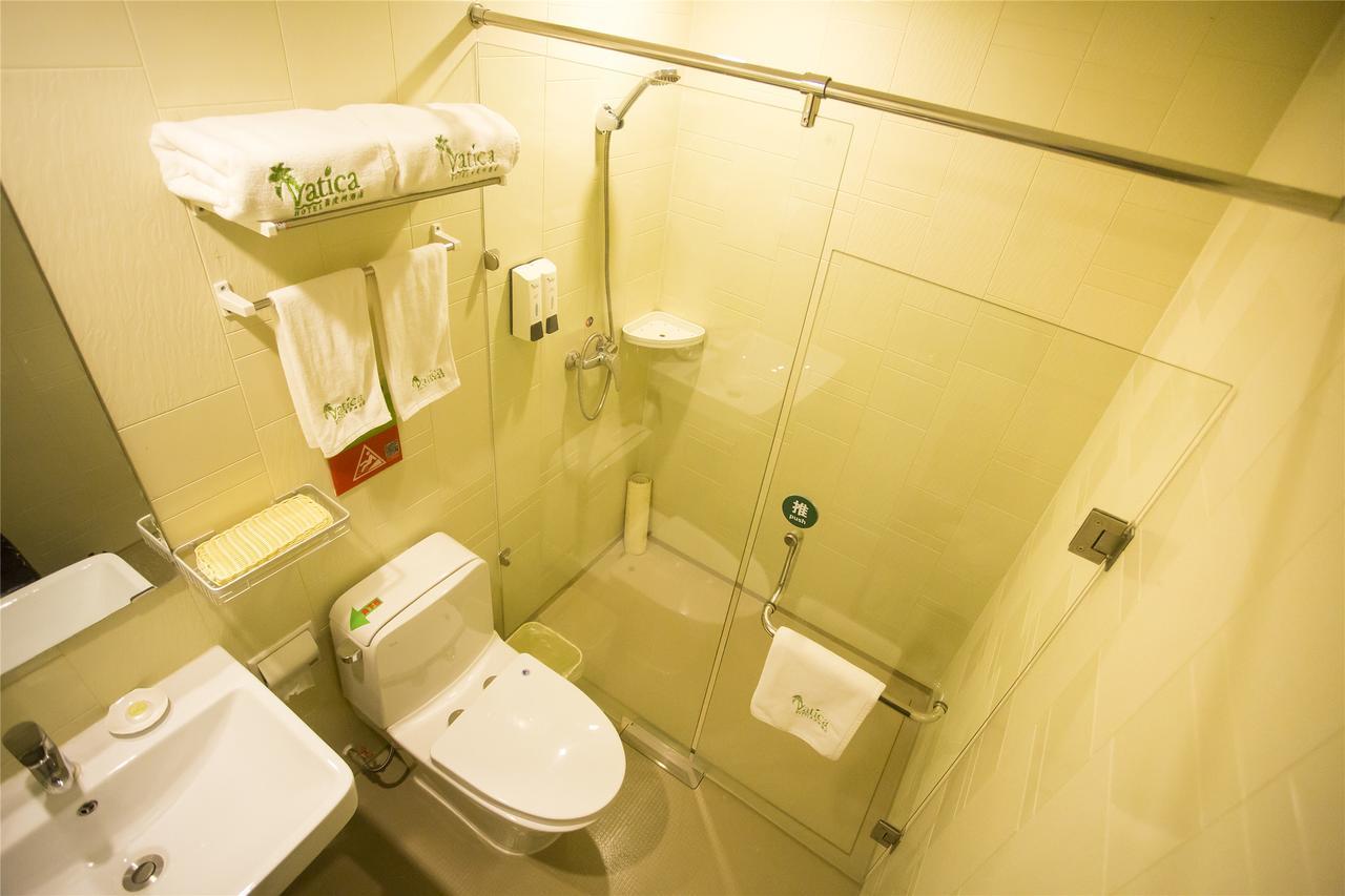 Vatica Shanghai Pudong Airport Town Renmintang Road Hotel Екстер'єр фото