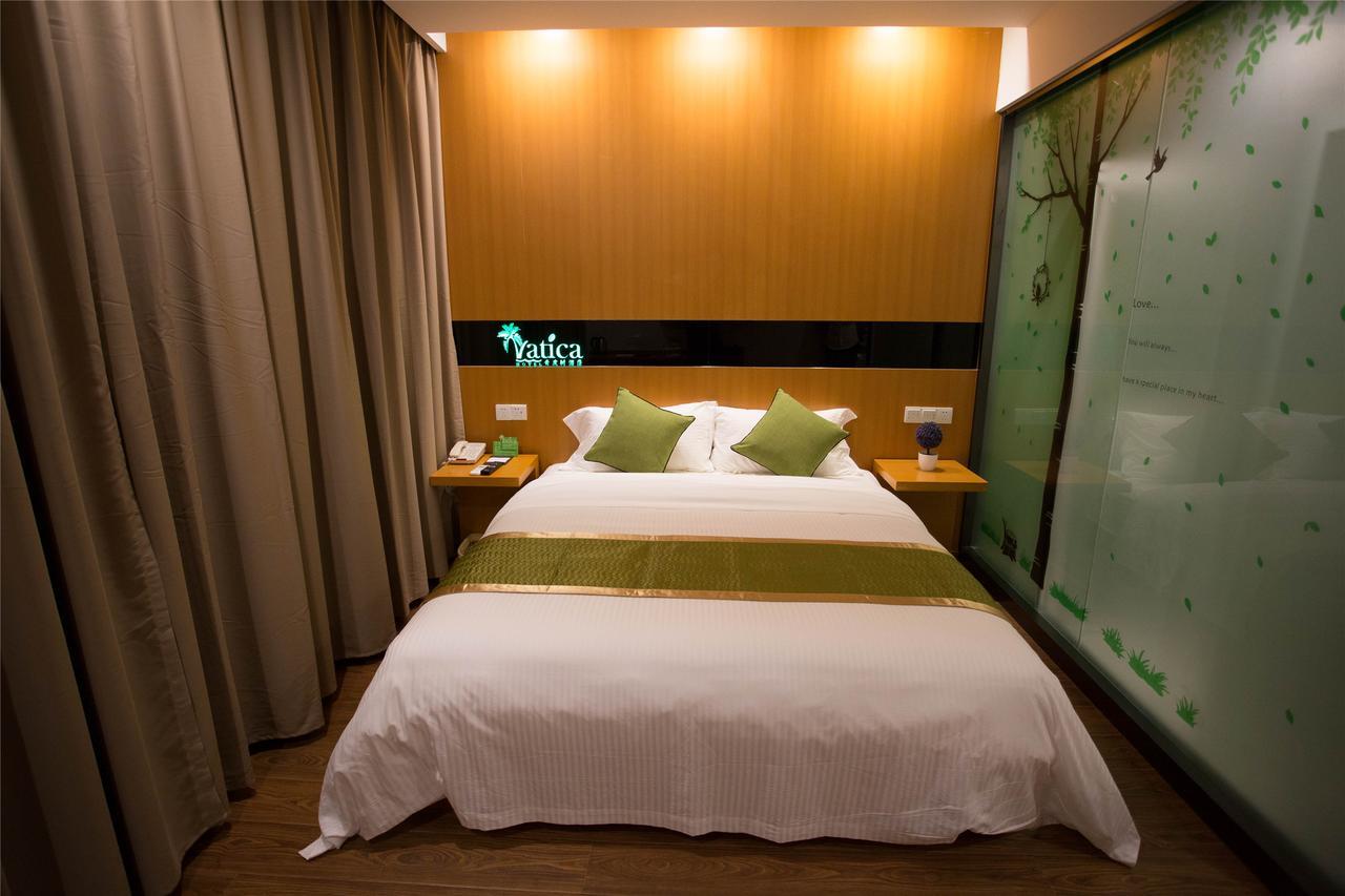 Vatica Shanghai Pudong Airport Town Renmintang Road Hotel Екстер'єр фото